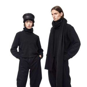 UY Studio "Frappucino" AW22 sweater Size L techno Berlin